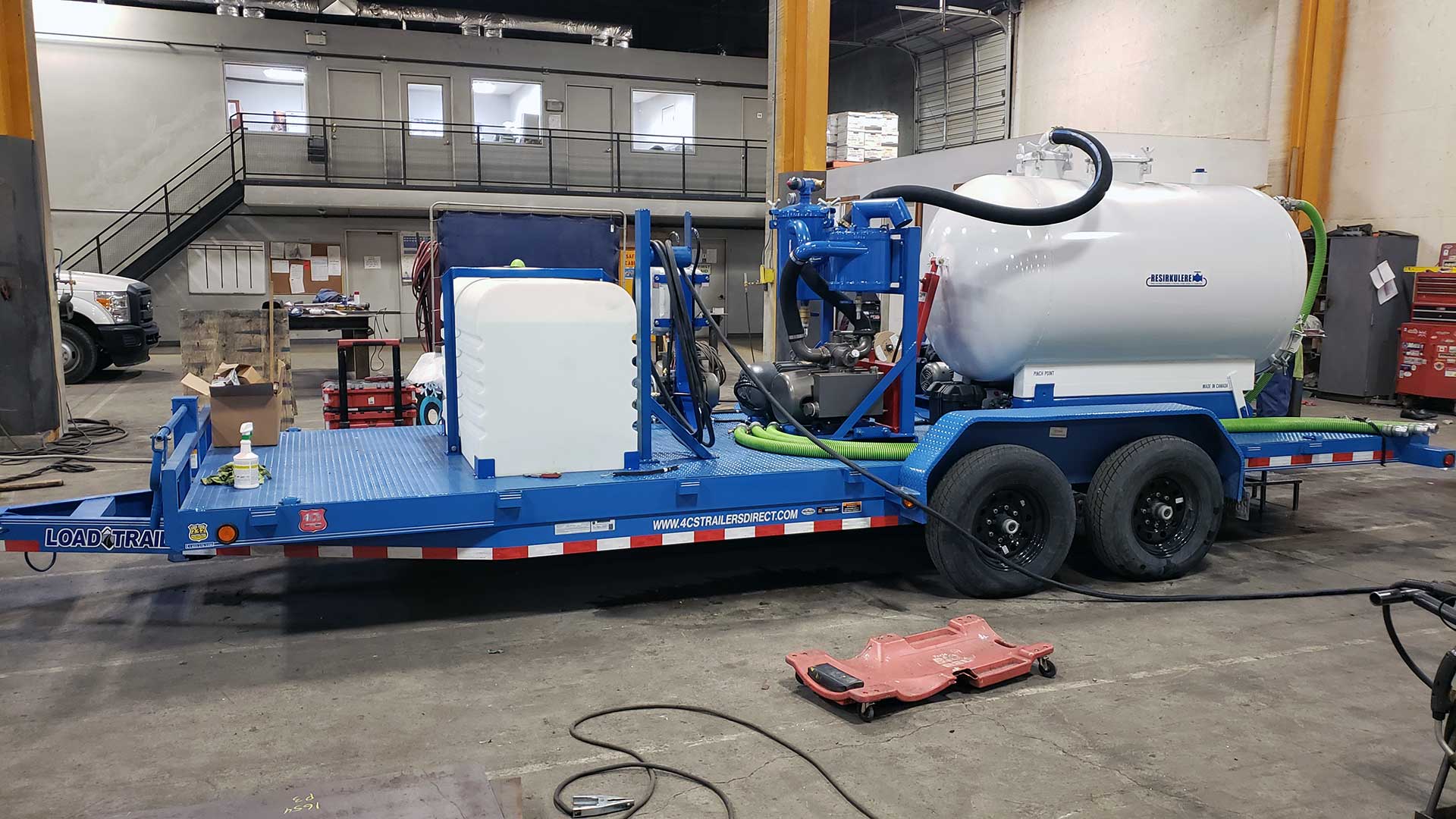 Mobile Pump Tank and Trailer